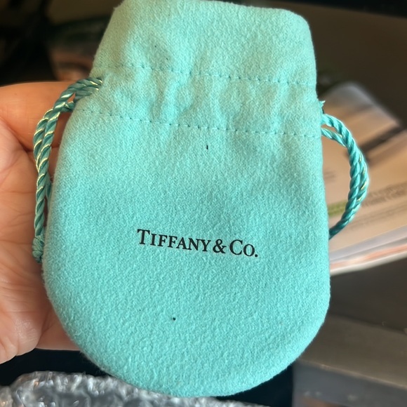 Tiffany Elsa Peretti cross necklace - Picture 8 of 14